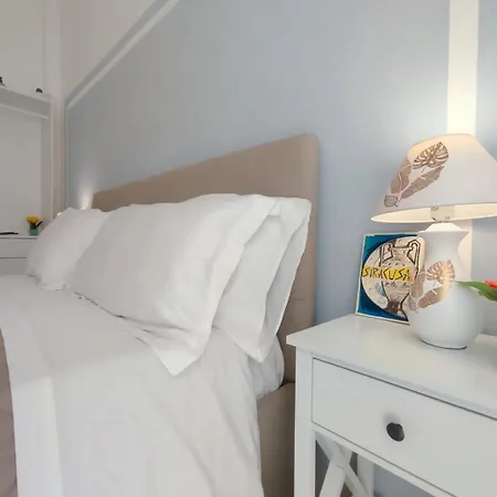 Siracusa Ortigia By Duomo Hotel Syracuse Room photo
